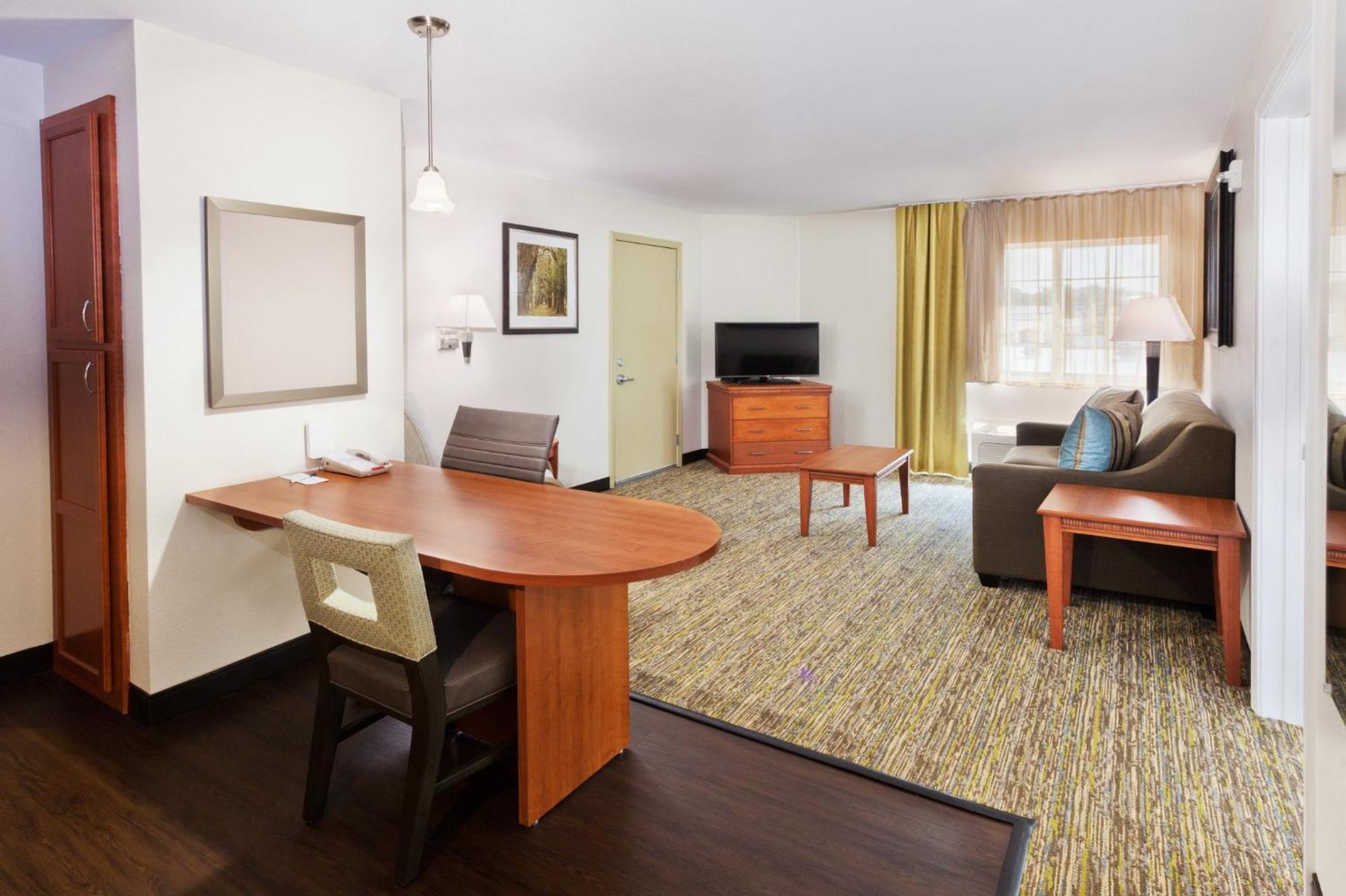Candlewood Suites Eastchase Park By Ihg Montgomery Exterior photo